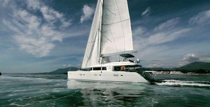 Foxy Lady - BVI Private Luxurious Catamaran Charter Discount - 10% Off